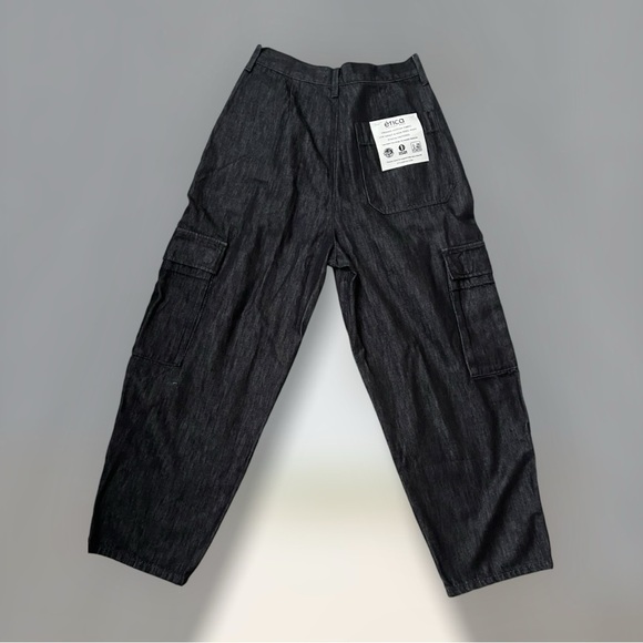 Etica Lewis High Waist Pleated Ankle Cargo Jeans - Picture 6 of 7